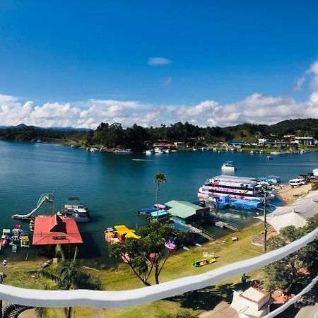 Aptos Vista Al Embalse, Frente Al Lago, Restaurantes, Bares Guatapé Exteriér fotografie