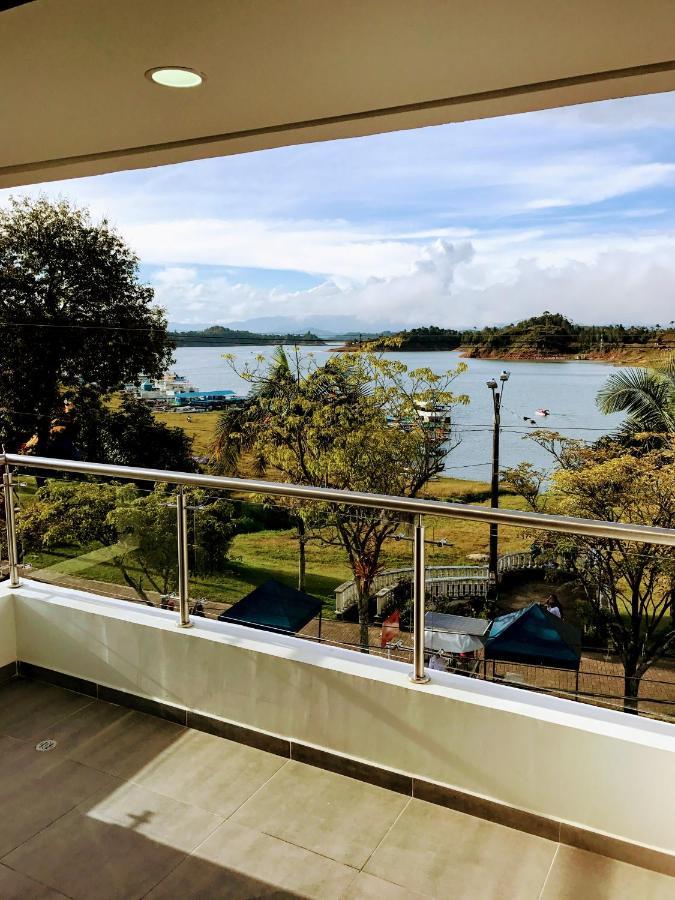Aptos Vista Al Embalse, Frente Al Lago, Restaurantes, Bares Guatapé Pokoj fotografie